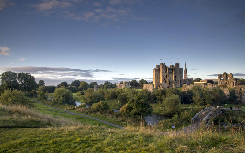 visit-trim-castle